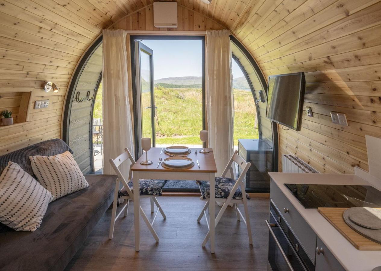 Macree Pod Villa Тинилт Екстериор снимка