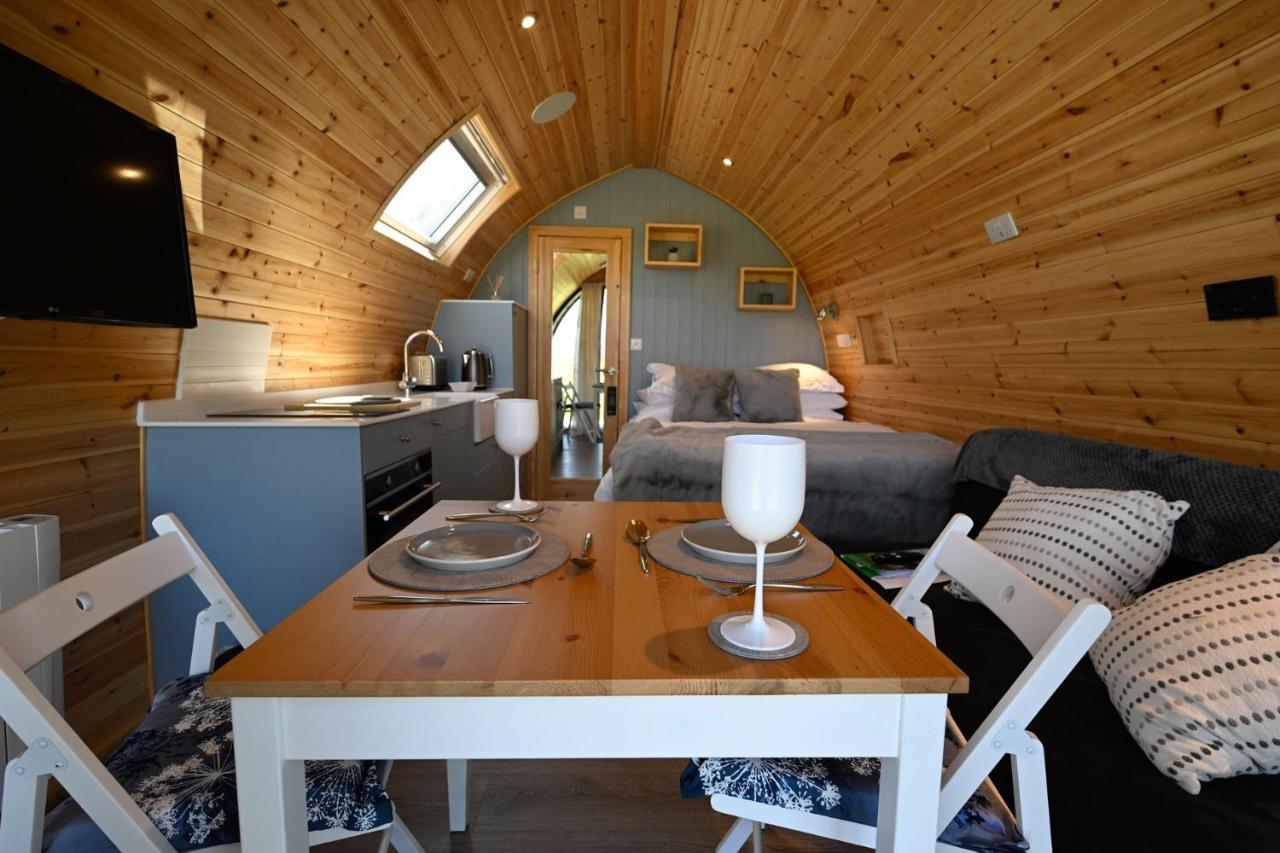 Macree Pod Villa Тинилт Екстериор снимка